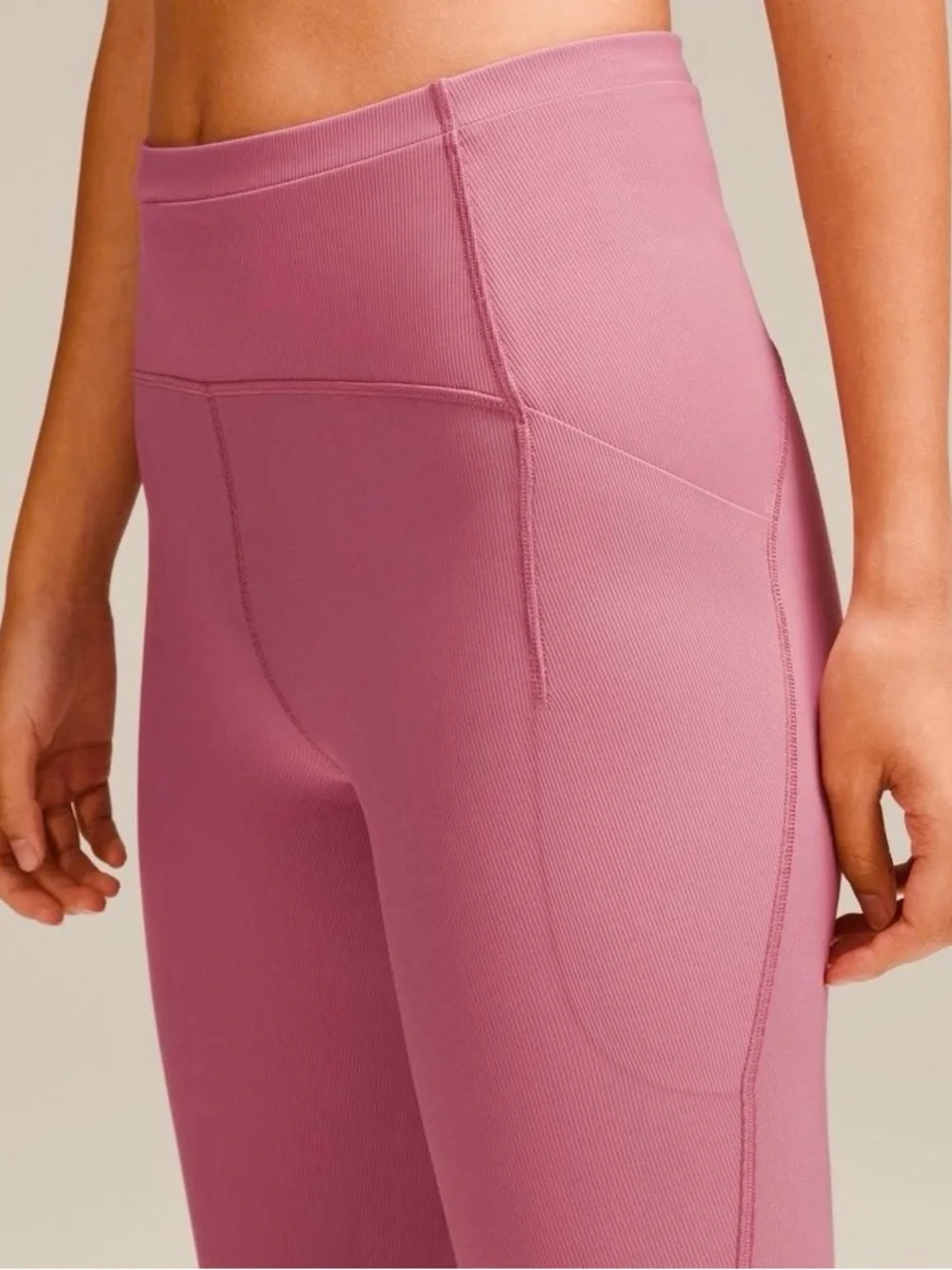 * lululemon Swift High Rise Ribbed Tight 28” Inseam SZ 10 Leggings $128 *